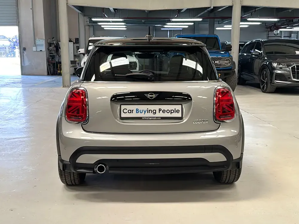 1,116pm Zero Down Available MINI Cooper 2023 GCC Specs - Excellent Condition - Image 6