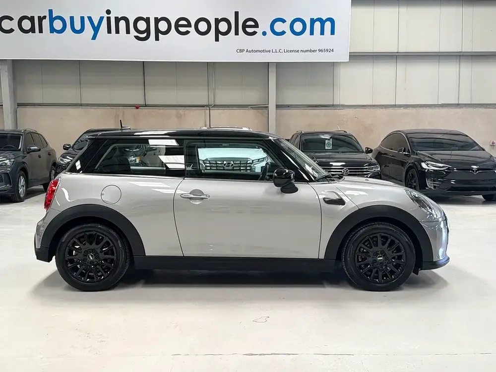 1,116pm Zero Down Available MINI Cooper 2023 GCC Specs - Excellent Condition - Image 8