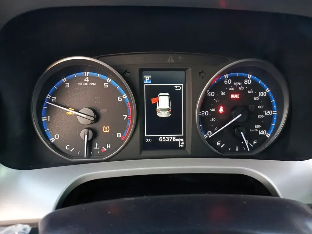 2018 Toyota Rav4 XLE - Image 20