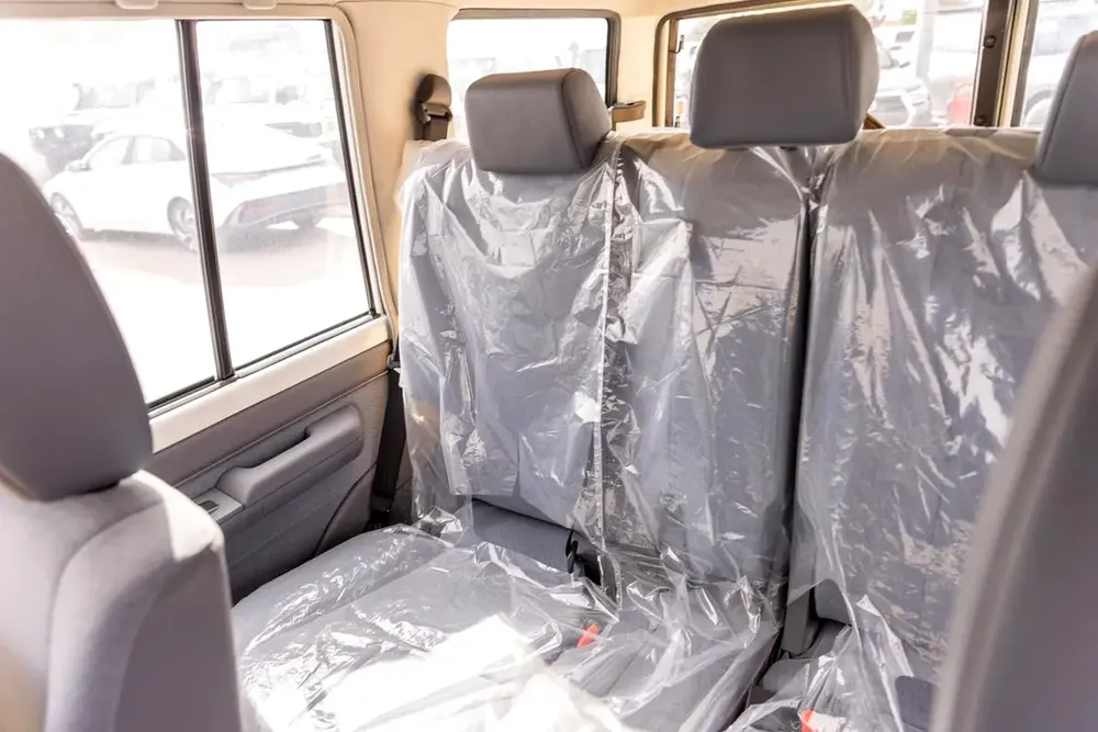 2025 Toyota Land Cruiser 70 LX - GCC Specs - Brand New! - Image 10