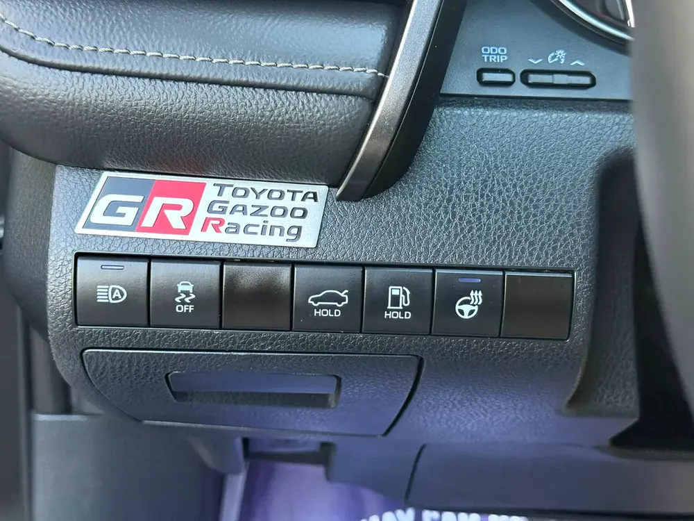 2024 Toyota Camry SE - Canadian Specs - Perfect Condition - Image 12
