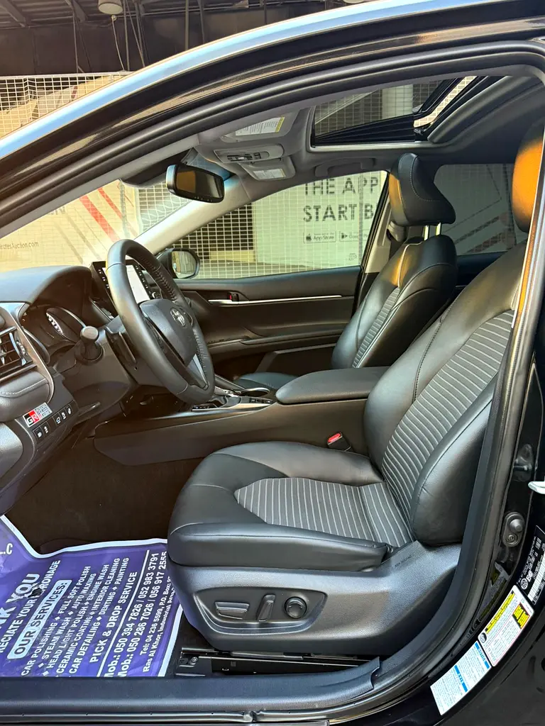 2024 Toyota Camry SE - Canadian Specs - Perfect Condition - Image 13
