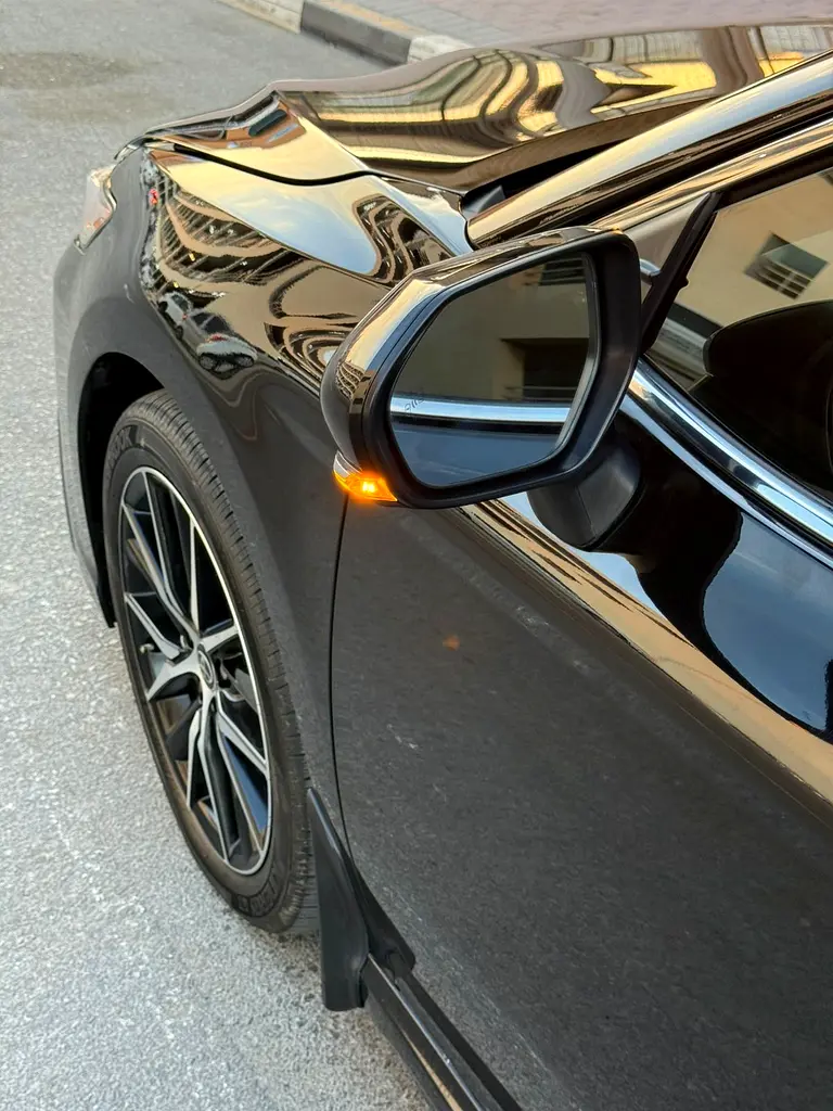 2024 Toyota Camry SE - Canadian Specs - Perfect Condition - Image 8