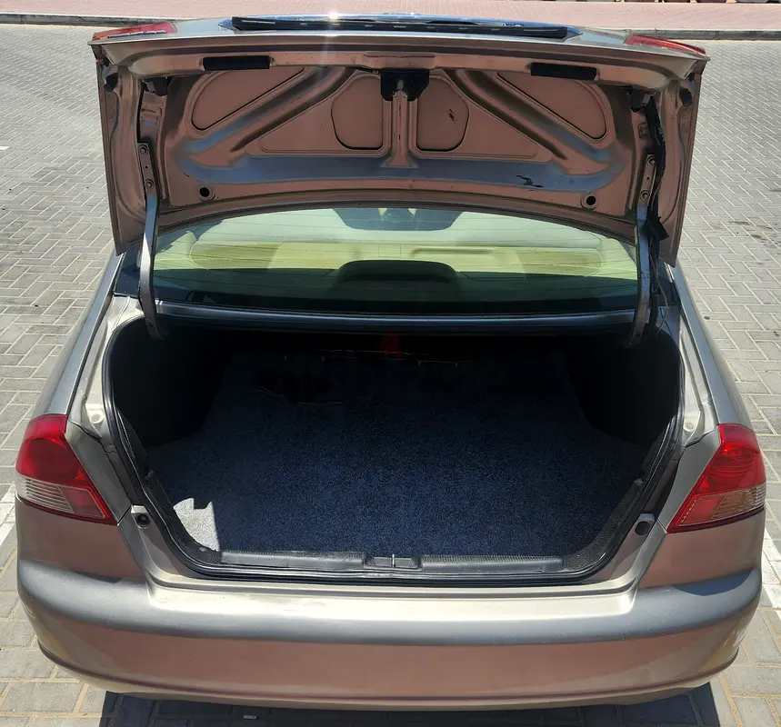 Honda Civic 2003 - Clean Car - Image 19