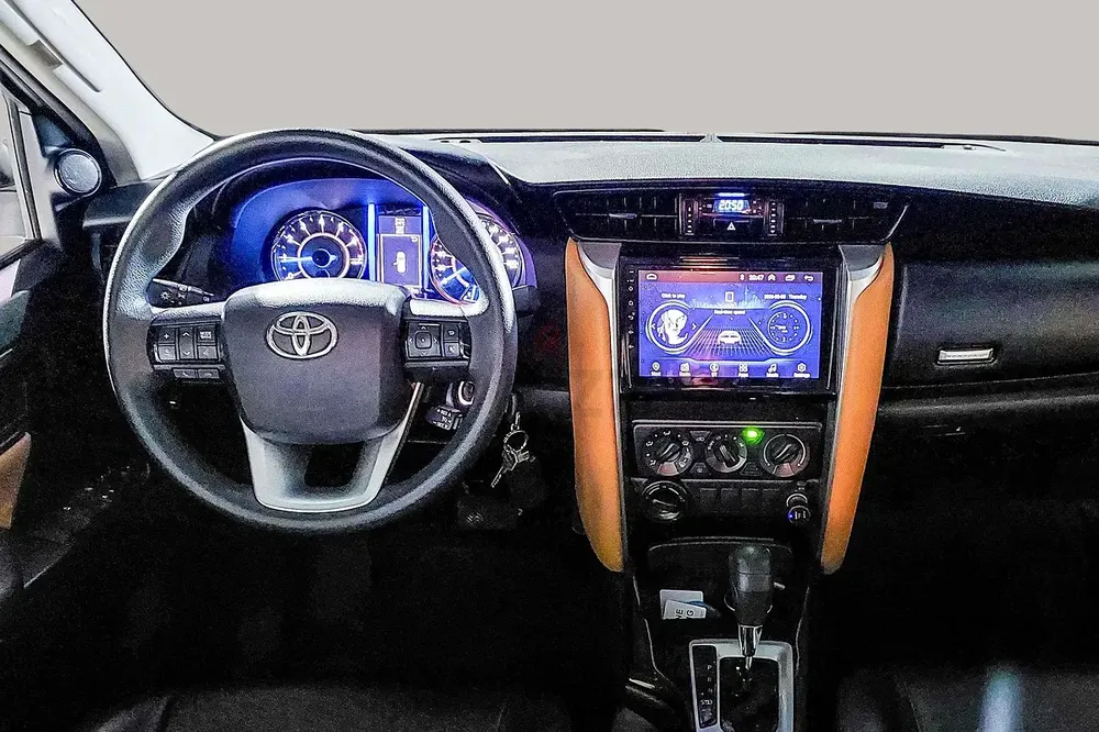 AED 1140/month | 2019 Toyota Fortuner  | GCC Specs | Ref#435372 - Image 10