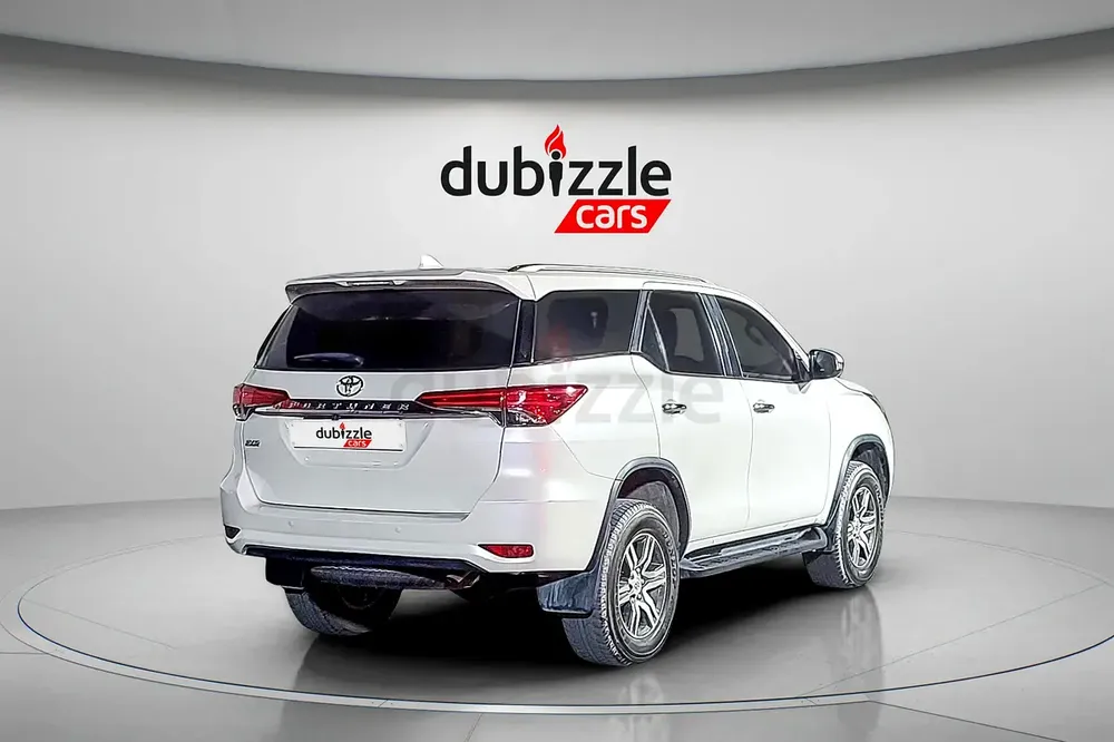 AED 1140/month | 2019 Toyota Fortuner  | GCC Specs | Ref#435372 - Image 6