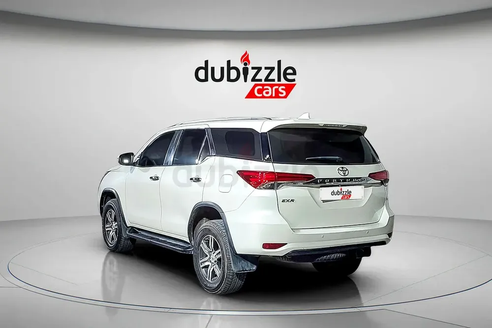 AED 1140/month | 2019 Toyota Fortuner  | GCC Specs | Ref#435372 - Image 8