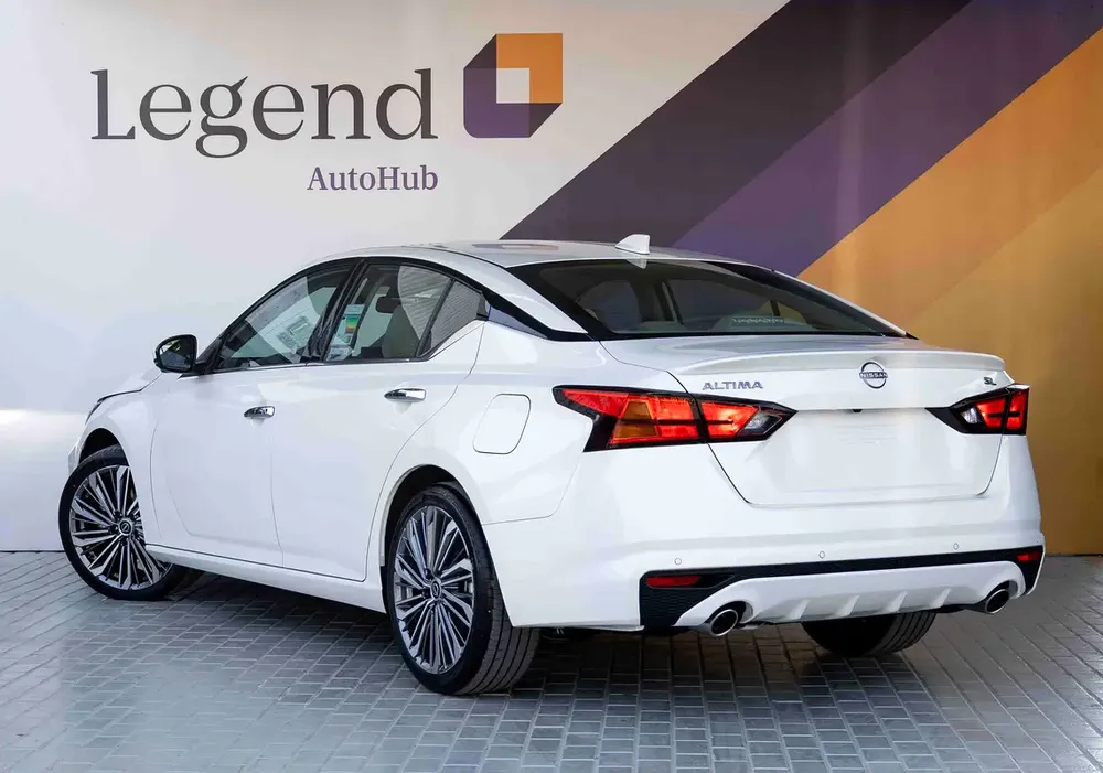 Dealership Warranty 3 years | AED 1,993 Monthly | Nissan Altima SL 2.5L | GCC | Zero Down Payment - Image 4