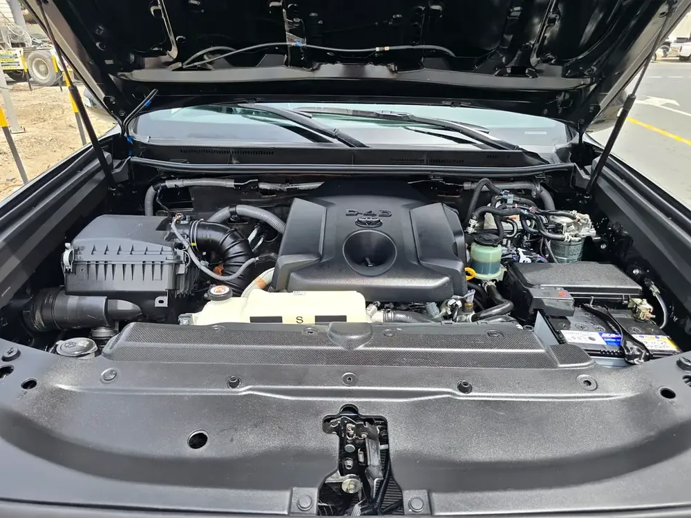 Toyota Prado 2023 TXL DIESEL 2.8L 4CYL WITH SUNROOF - Image 15