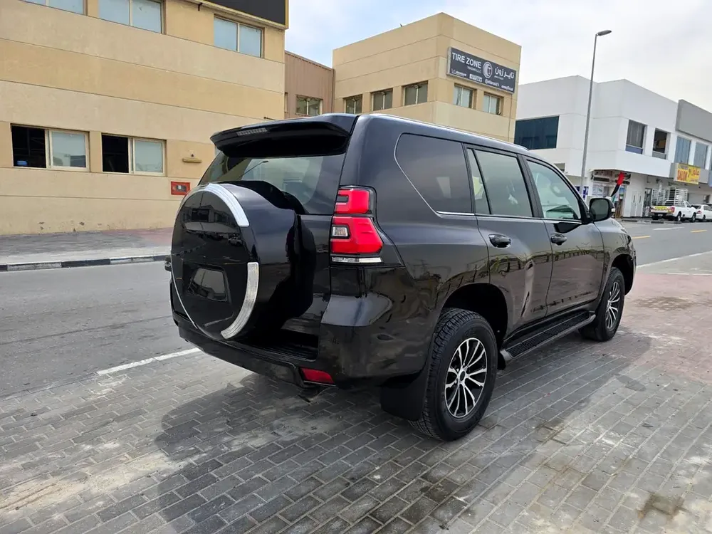 Toyota Prado 2023 TXL DIESEL 2.8L 4CYL WITH SUNROOF - Image 6