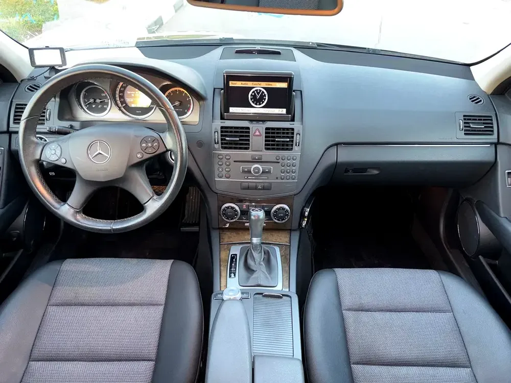 SUPER CLEAN C300 ONLY 49000 KM FRESH JAPAN IMPORTED - Image 10