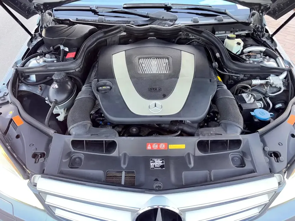 SUPER CLEAN C300 ONLY 49000 KM FRESH JAPAN IMPORTED - Image 19