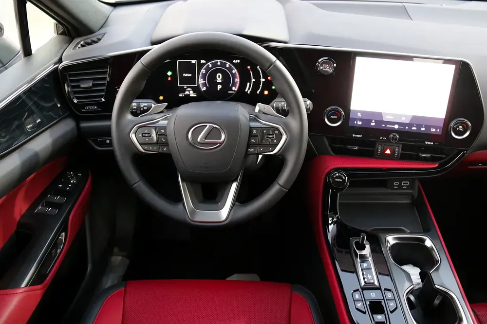 Lexus NX 350 2026 - GCC Specs - Brand New Model - Image 9