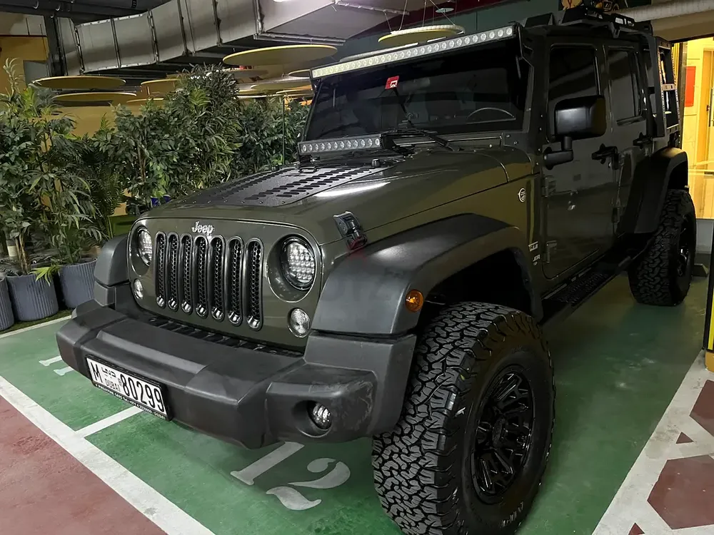 Jeep Wrangler Unlimited Sport 2016 | GCC Specs | Well Maintained - Image 8