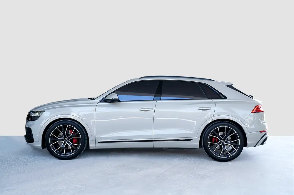 Audi Q8 55 TFSI Quattro- 2023 - Image 19