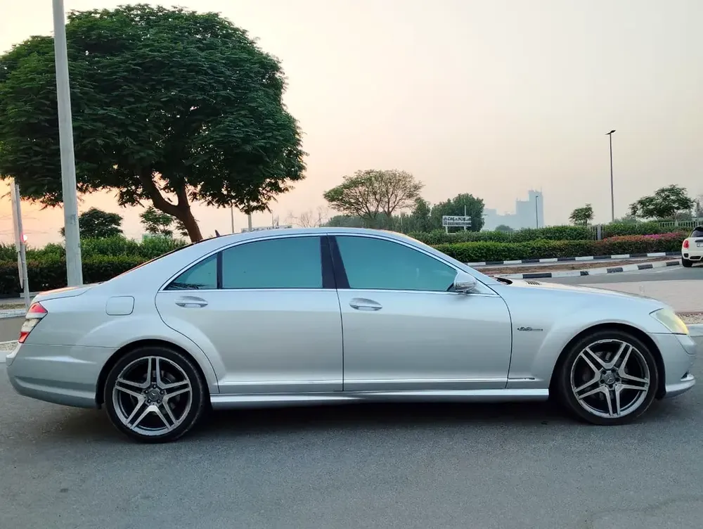 Mercedes S500 GCC Very Low Mileage Model 2006 - Image 13