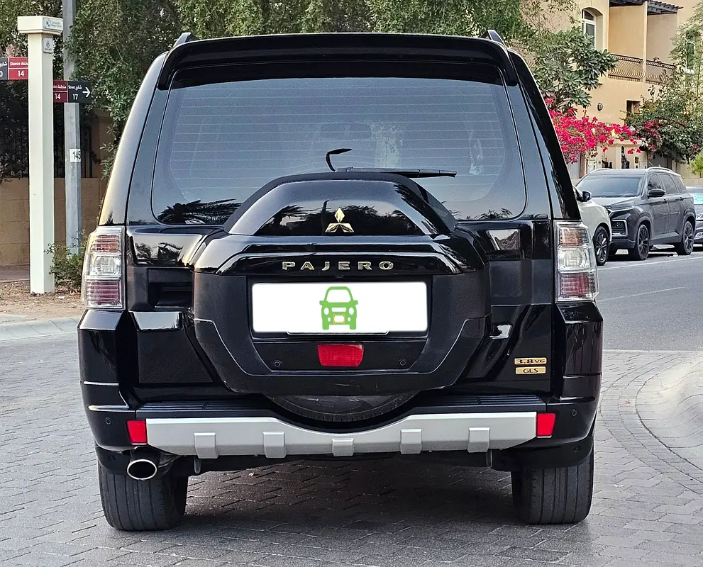 MITSUBISHI PAJERO GLS 3.8 4X4 # 2020 GCC # WELL MAINTAINED & ACCIDENT FREE  CAR FOR SALE. - Image 12