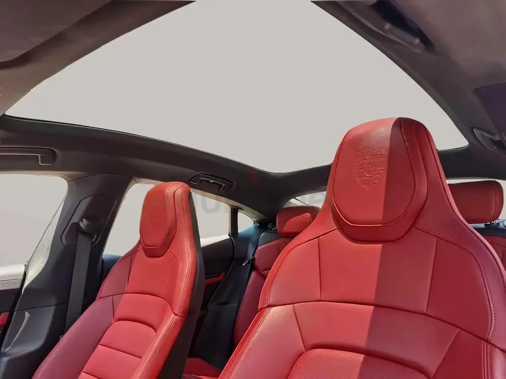 AED 4710/month | 2024 Porsche Taycan  | GCC Specs | Ref#476162 - Image 11