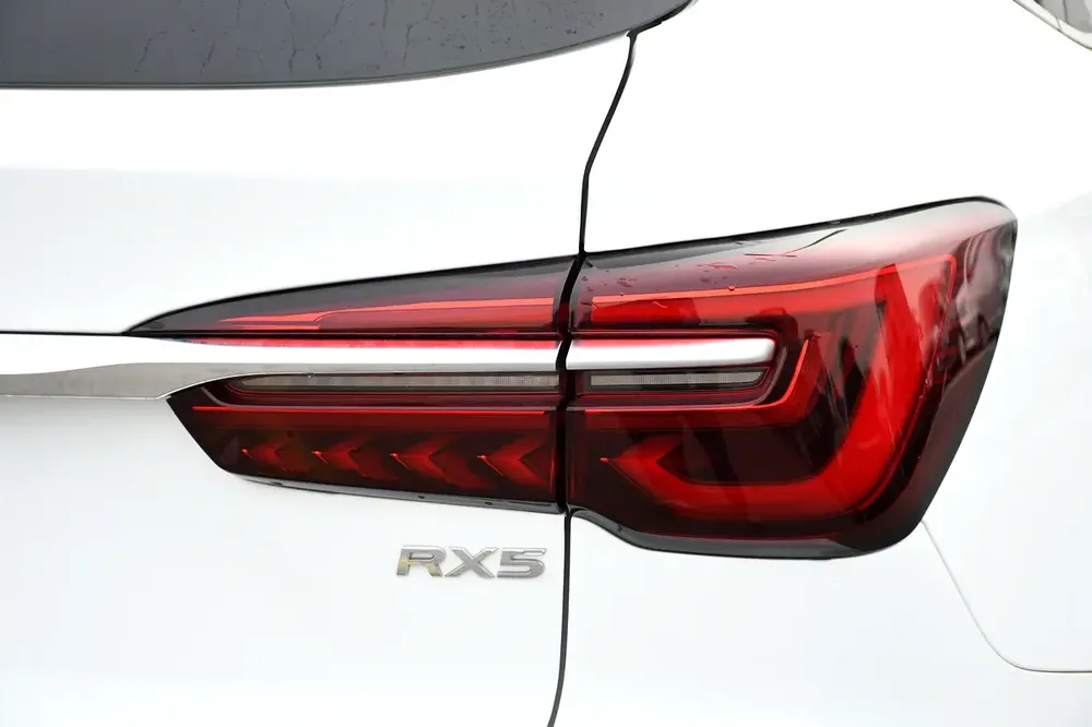 2025 MG RX5 1.5L Stander Automatic Petrol ( Ready Stock) - Image 5