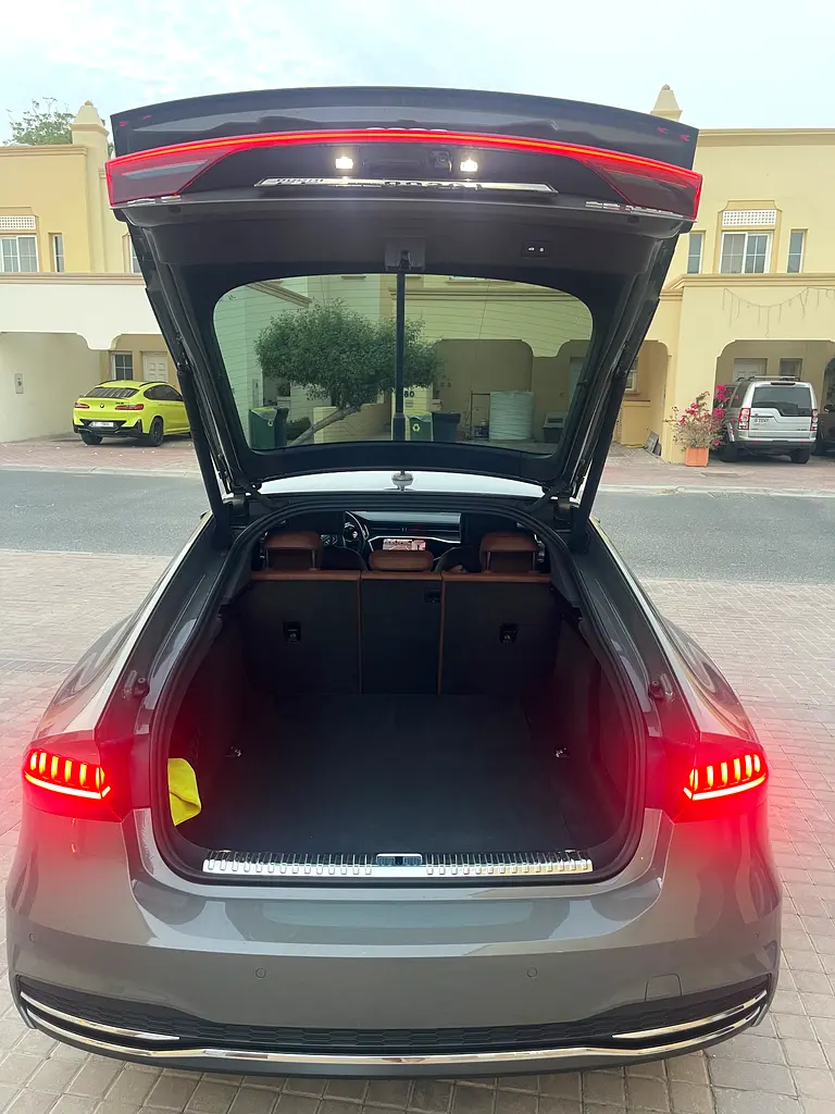 Audi A7 2024 45 TFSI Progress Plus GCC Specs, Only 7000km - Image 9