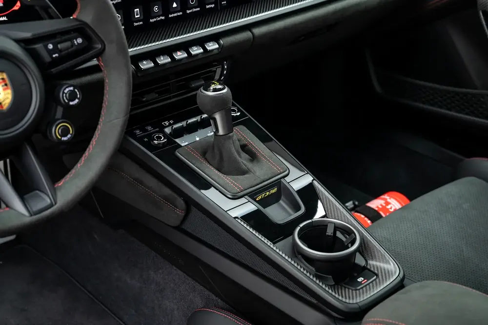 2023 PORSCHE 911 GT3 RS WEISSACH. CARBON CERAMIC BRAKES. SUSPENSION LIFTER. HIGH SPEC. MAIN DEALER S - Image 15