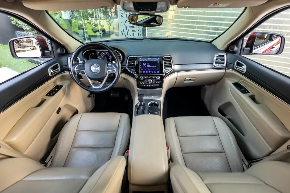 Jeep Grand Cherokee Limited (LOW MILEAGE) 2020 GCC | Warranty - Image 12