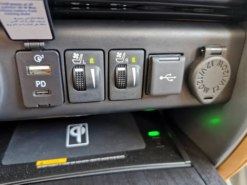 2025 TOYOTA FORTUNER 4X4 4.0L V6 GCC BRAND NEW 0KM - Image 12