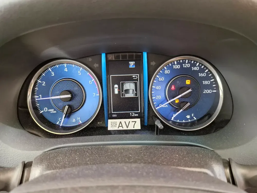 2025 TOYOTA FORTUNER 4X4 4.0L V6 GCC BRAND NEW 0KM - Image 9