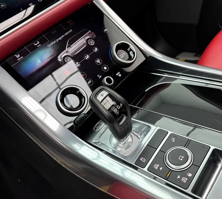2021 Range Rover Sport HSE, March / 2026 Range Rover Warranty, May / 2026 Service Pack, GCC - Image 10