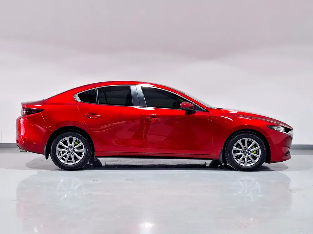 AED 684/month | 2020 Mazda 3  | GCC Specs | Ref#452756 - Image 4