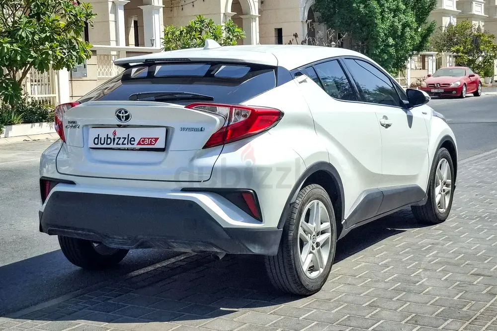AED 1140/month | 2023 Toyota C-HR  | GCC Specs | Ref#374930 - Image 6