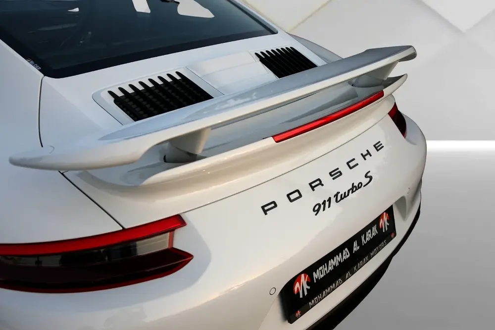 PORSCHE CARERRA 911 TURBO S - 2018 - FULLY SERVICED BY AL NABOODAH - FULLY LOADED - Image 20