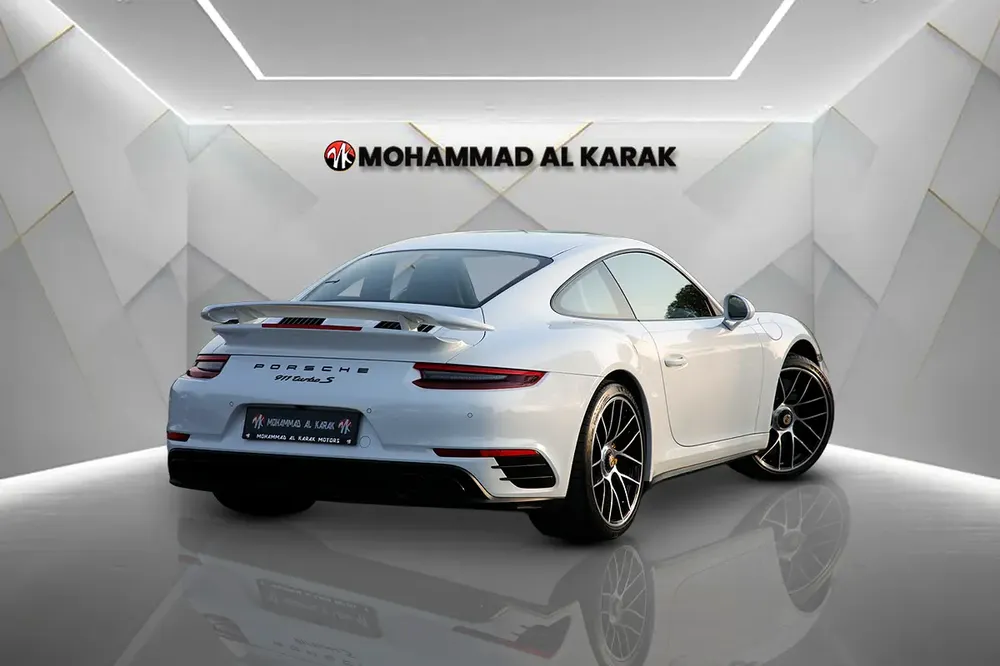 PORSCHE CARERRA 911 TURBO S - 2018 - FULLY SERVICED BY AL NABOODAH - FULLY LOADED - Image 6