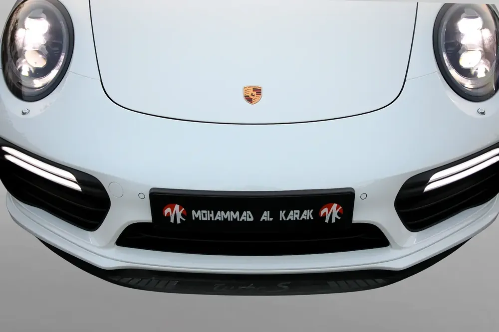 PORSCHE CARERRA 911 TURBO S - 2018 - FULLY SERVICED BY AL NABOODAH - FULLY LOADED - Image 7