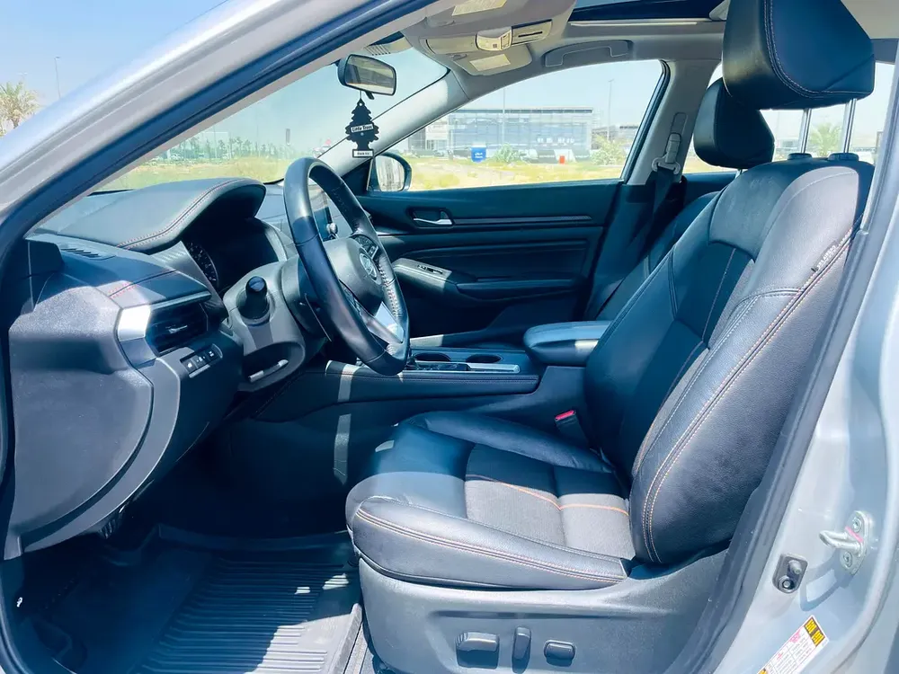 NISSAN ALTIMA SR 2021 MODEL. NO ACCIDENT, CLEAN TITEL. - Image 9