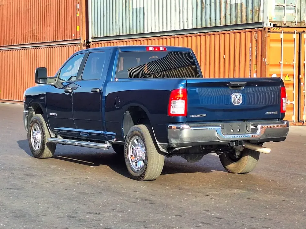 2024 RAM 2500 BIG HORN 6.4L V8 HEMI - Image 19