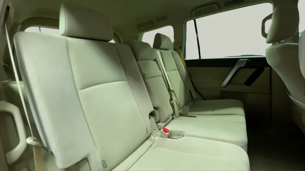AED 2,006/month | 0 DP | Free 3 Months Warranty | 30 Day Return | TOYOTA LAND CRUISER PRADO 2021 - Image 10