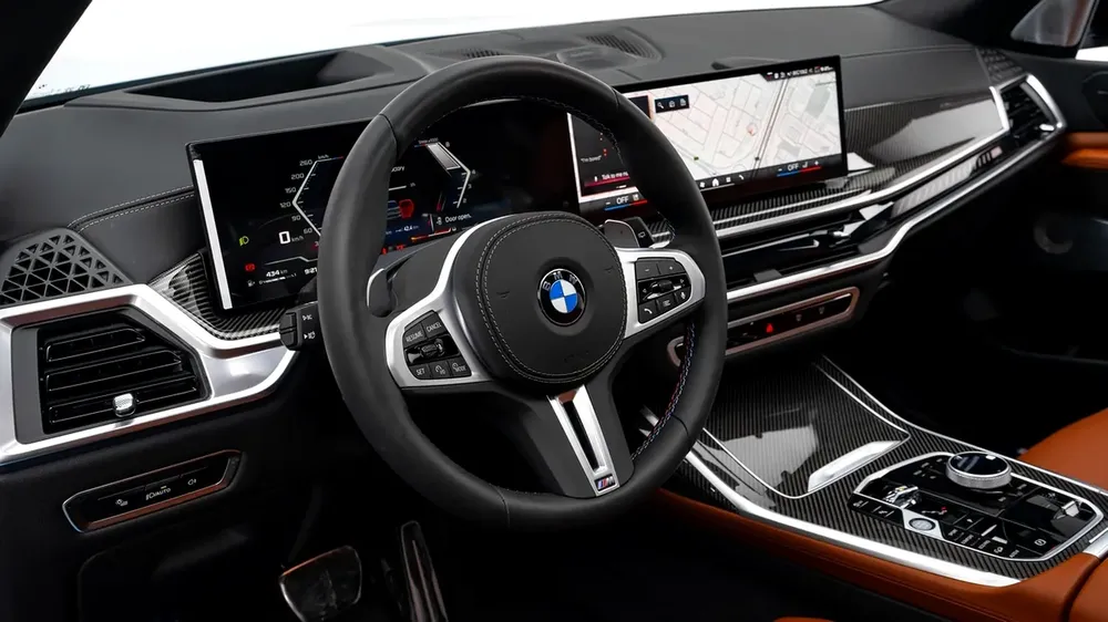 BMW X7 M60i - 2025 - GCC - Under Warranty - Image 8