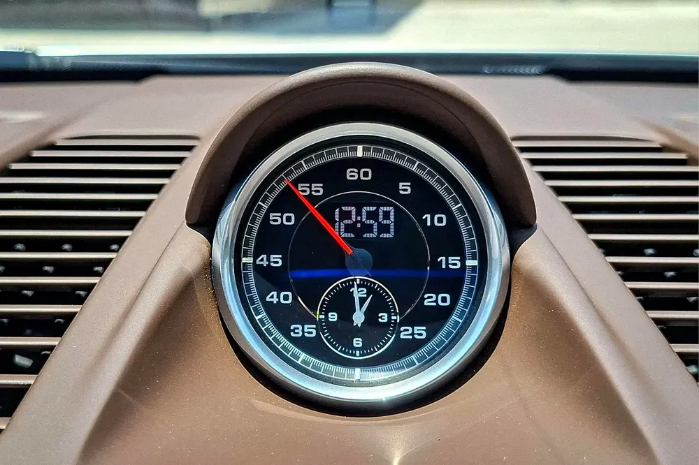 AED 8708/month | 2018 Porsche 911 Carrera GTS | GCC Specs | Ref#475391 - Image 14