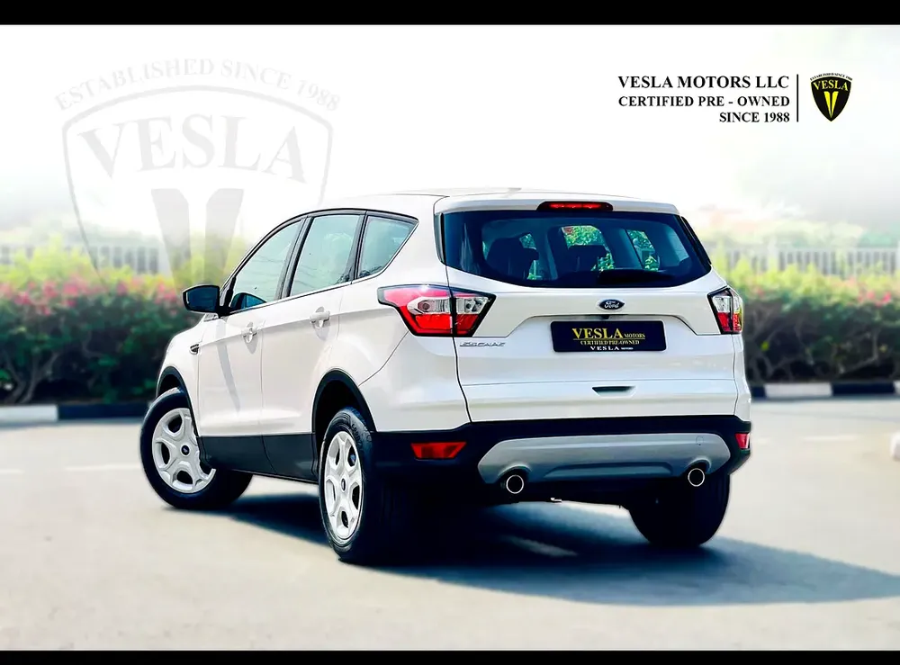 UNLIMITED MILEAGE WARRANTY / LEATHER SEATS + NAVIGATION + CAMERA + KEYLESS START + CRUISE CONTROL - Image 9