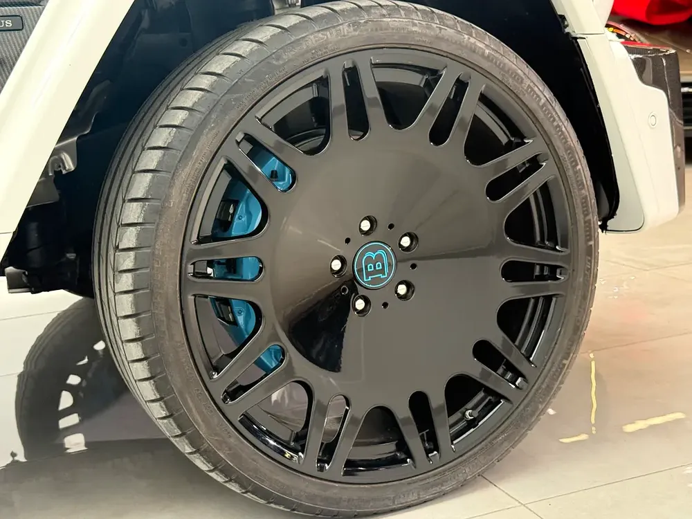 2025 Brand New Mercedes-Benz G63 AMG | Brabus G800 Kit | 0 KM | White/Sky Blue Interior - Image 6