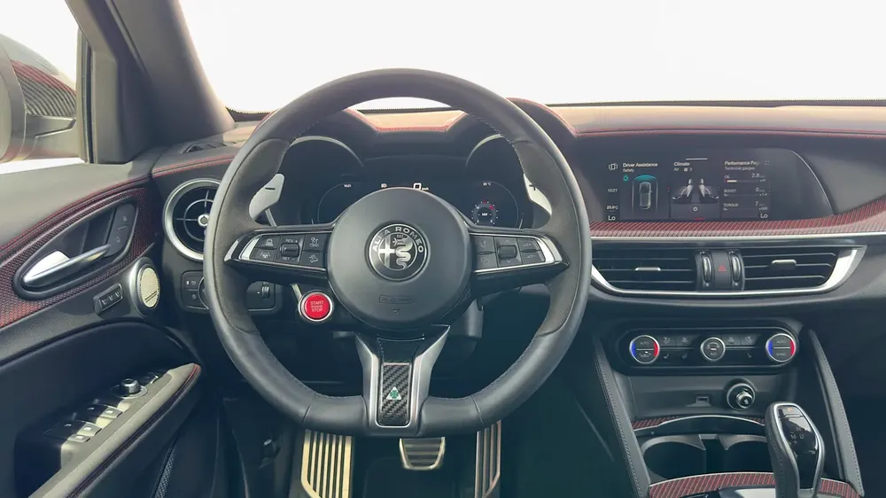 Alfa Romeo | Stelvio Quadrifoglio Super Sport | 2025 | Warranty and Service | Service History - Image 11