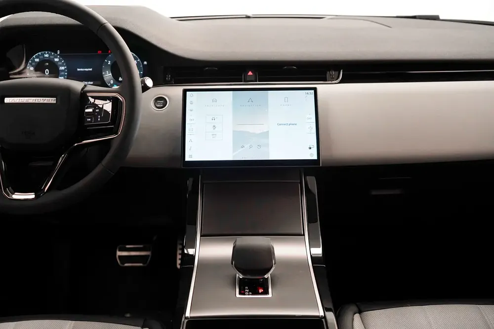2025 RANGE ROVER EVOQUE SE P200 DYNAMIC / PANORAMIC ROOF /  DEALER WARRANTY - Image 10