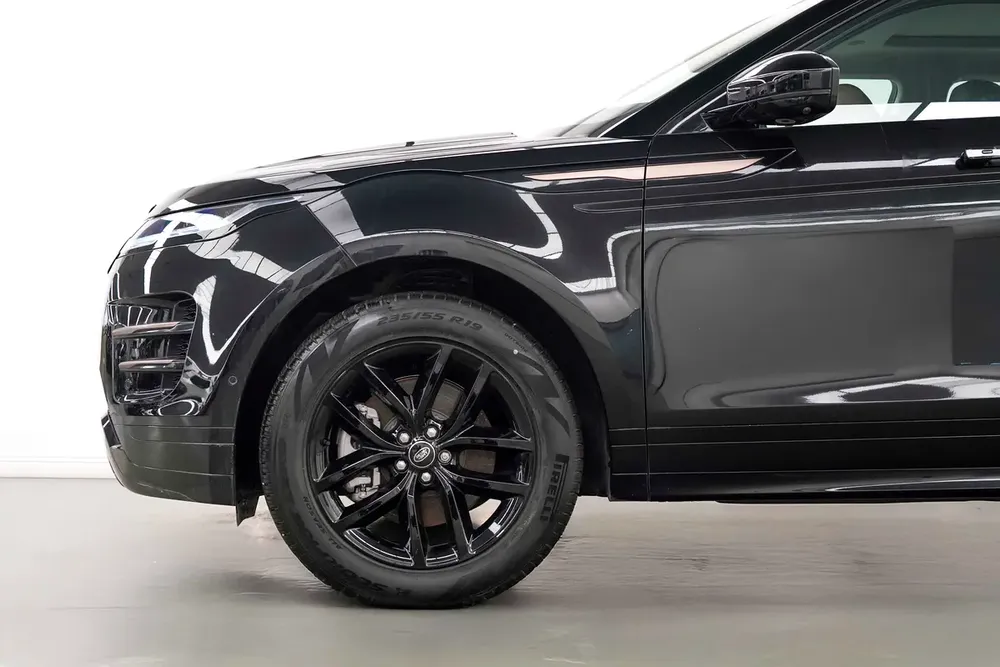 2025 RANGE ROVER EVOQUE SE P200 DYNAMIC / PANORAMIC ROOF /  DEALER WARRANTY - Image 6