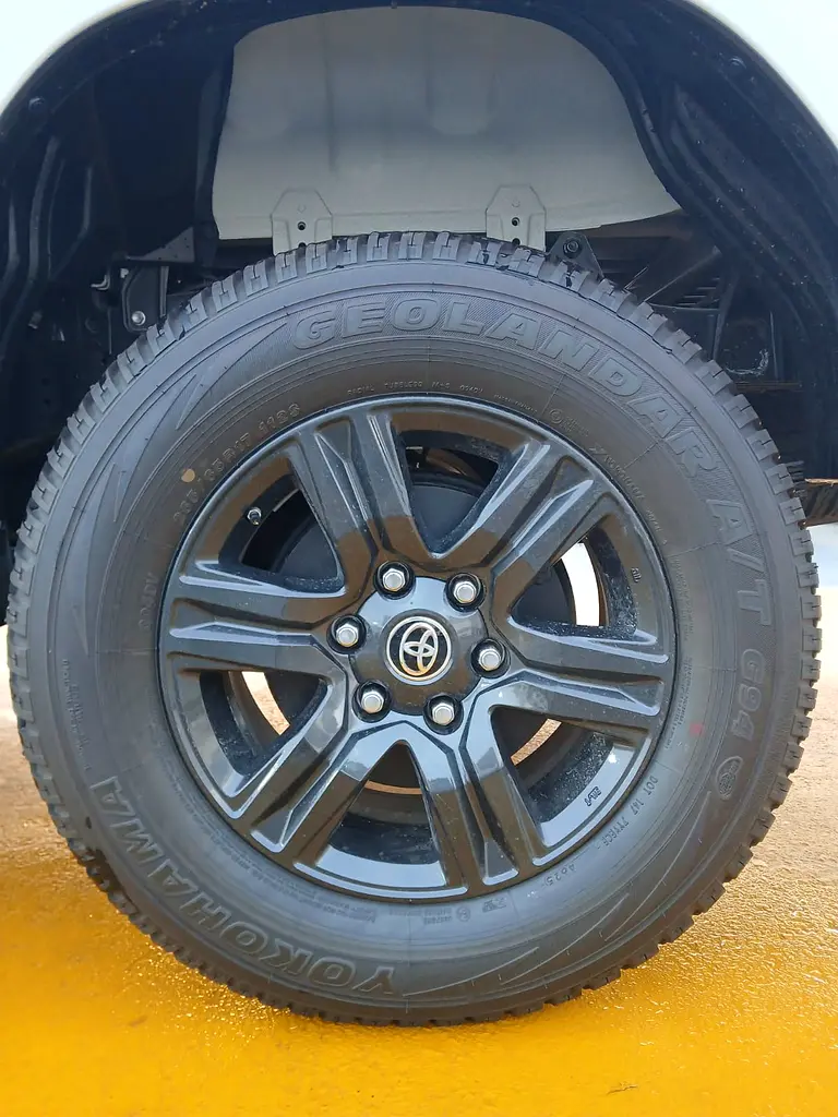 2026 Toyota Hilux SR5 - Brand New! - Image 17