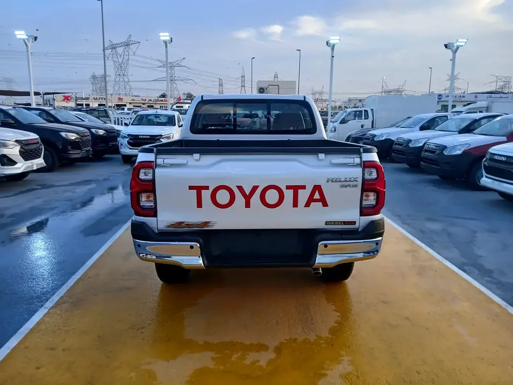 2026 Toyota Hilux SR5 - Brand New! - Image 4