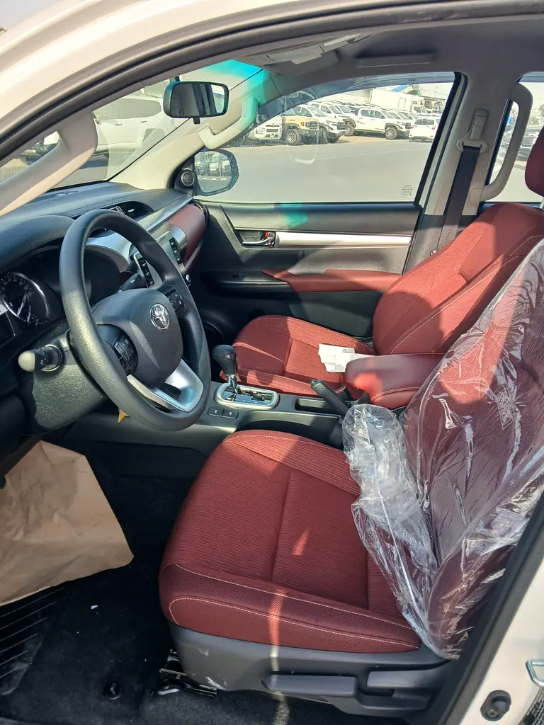 2026 Toyota Hilux SR5 - Brand New! - Image 7