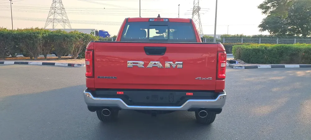 DODGE RAM 1500 SST BIG HORN 2025 V6 3.0L TWIN TURBO + GCC WARRANTY TRADING AL FUTTAIM+ ORGINAL PAINT - Image 6