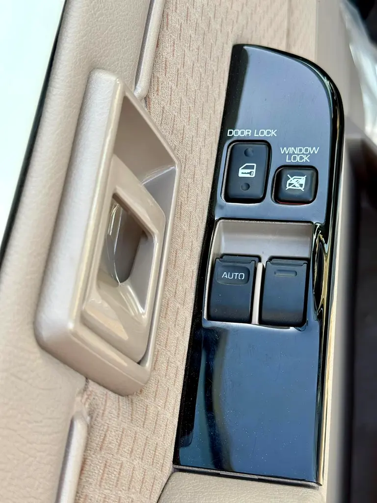 Toyota Land Cruiser 70 Series LC 79 LX 2026 GCC Specs - Image 11