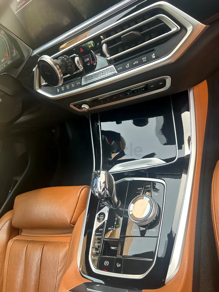 GCC Specs, BMW Maintenance Contract, Excellent Condition - Image 10